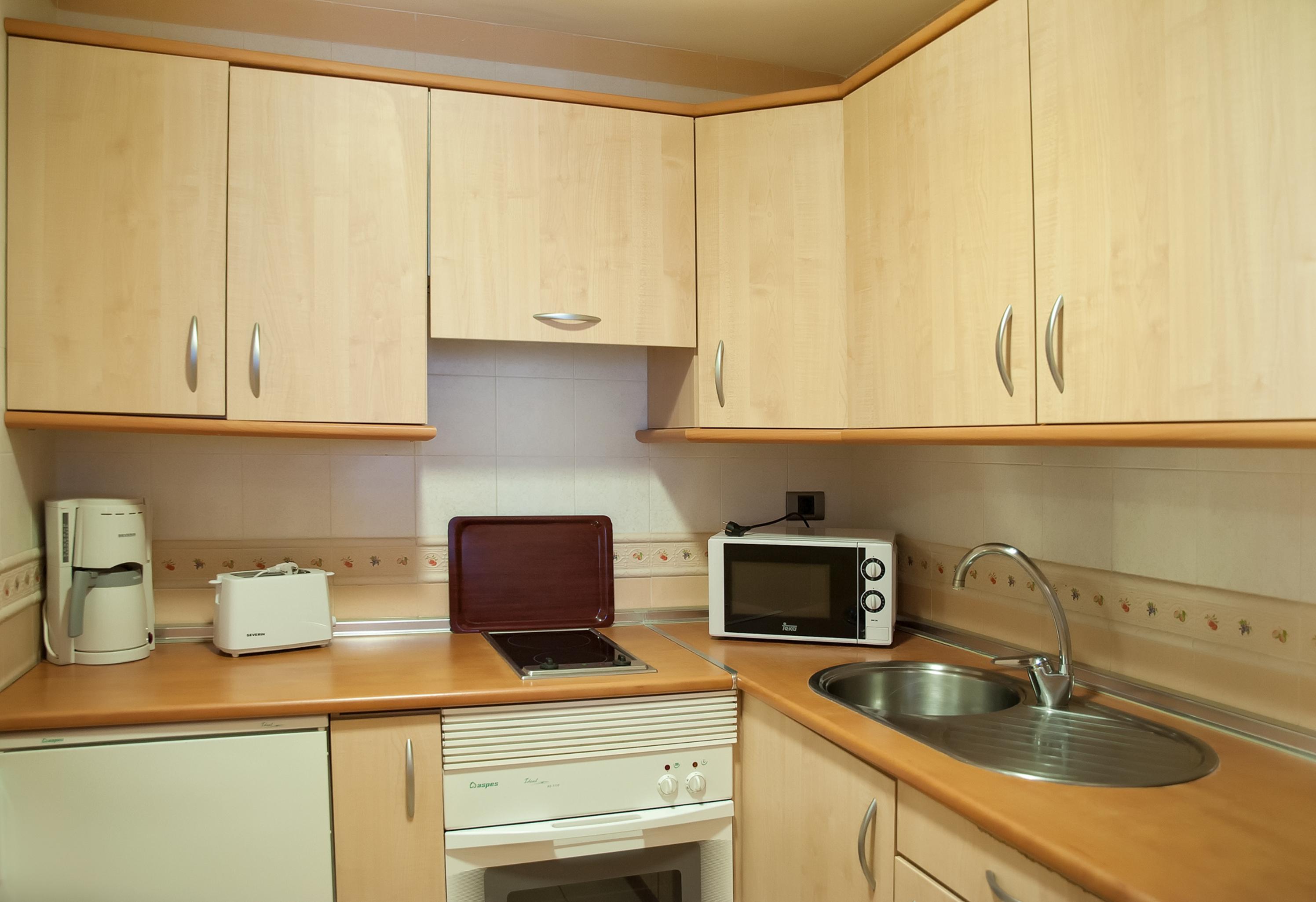 Grand Muthu Golf Plaza Hotel San Miguel de Abona Exterior foto A typical kitchen