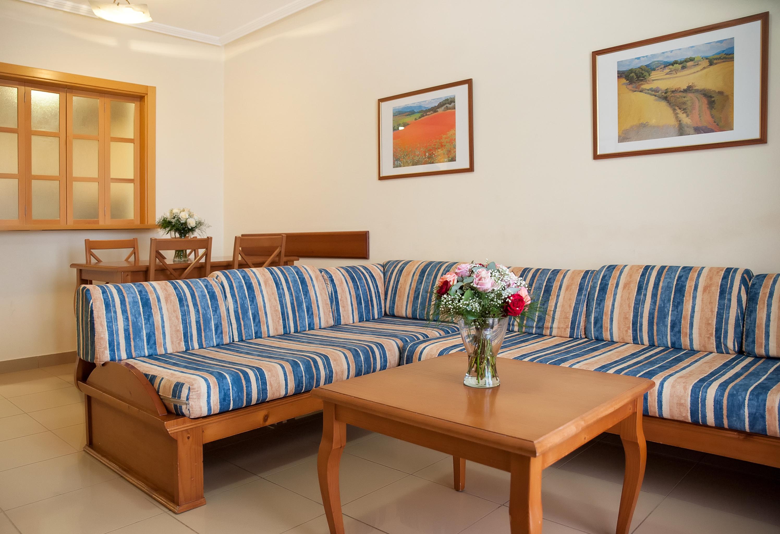 Grand Muthu Golf Plaza Hotel San Miguel de Abona Exterior foto A living room