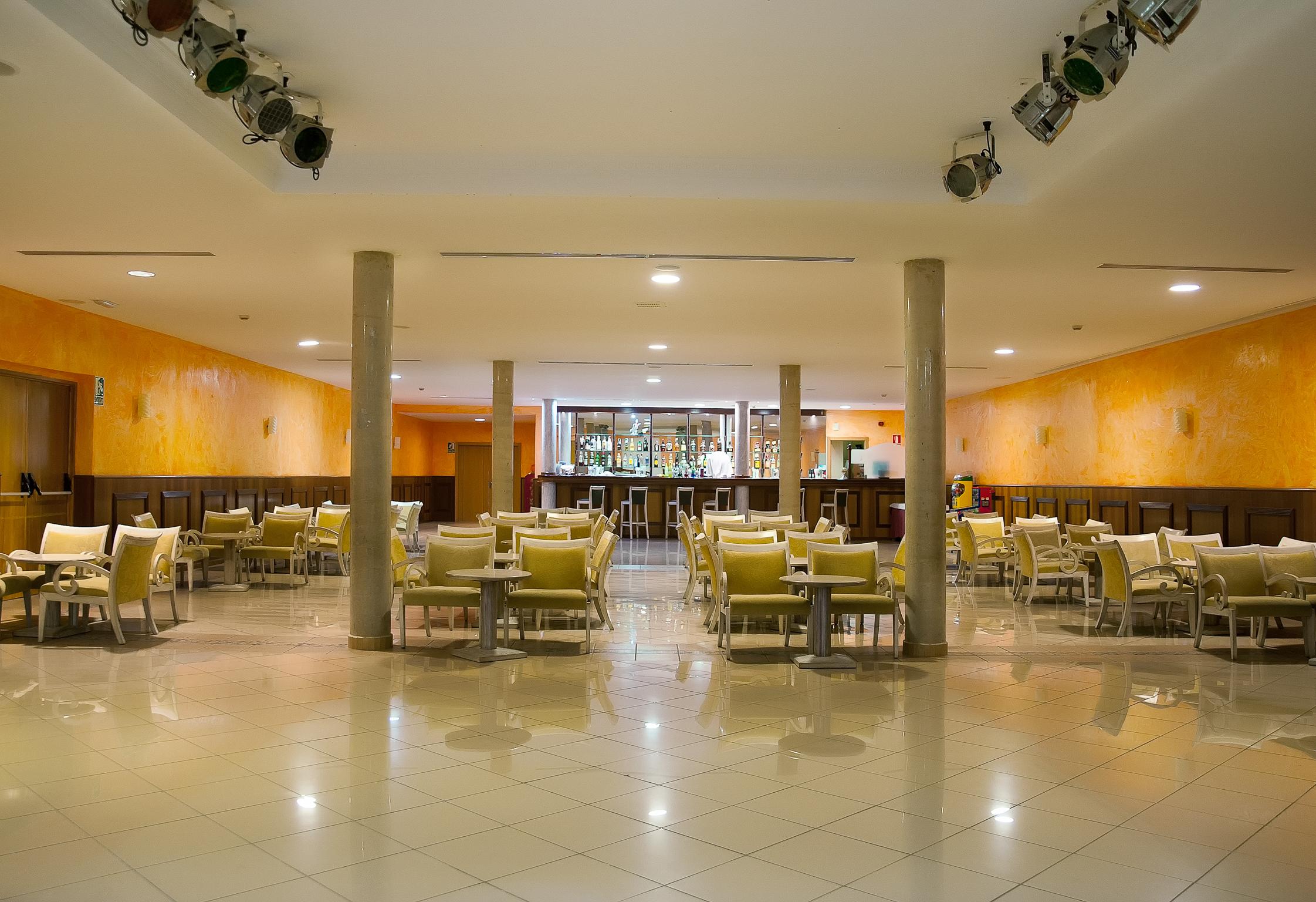 Grand Muthu Golf Plaza Hotel San Miguel de Abona Exterior foto The dining room