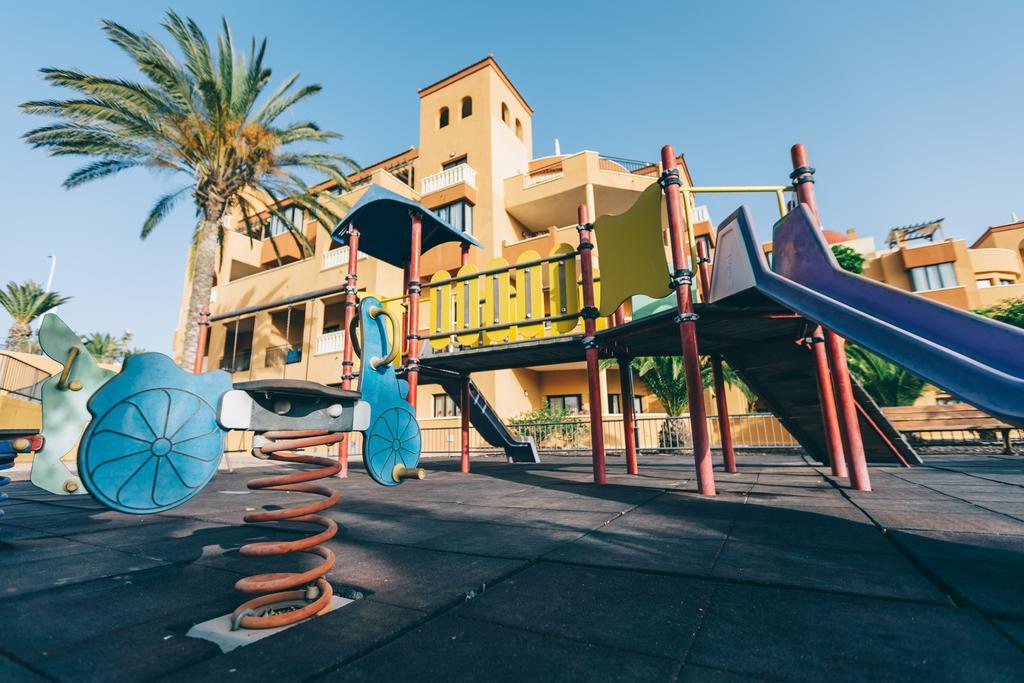 Grand Muthu Golf Plaza Hotel San Miguel de Abona Exterior foto Playground in the village of El Toro